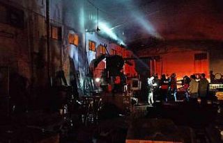 Kereste atölyesinde korkutan yangın