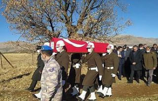 Kıbrıs gazisi son yolculuğuna uğurlandı