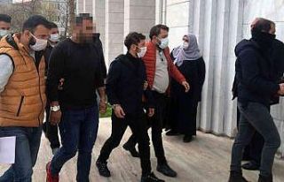 Kiralık araçla gelip başka aracı çaldılar