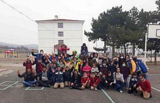 Kırsal mahalledeki öğrencilere sosyal etkinlik