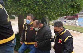 Kız öğrencilere tacizde bulunan şahıs yakalanarak...