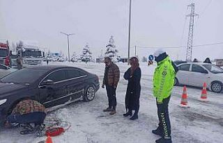 Konya-Antalya karayolunda ulaşım güçlükle sağlanıyor