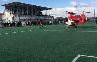 Konya’da maç sırasında helikopter ambulans sahaya...
