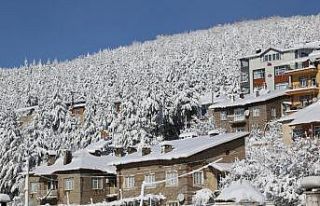 Konya’nın Hadim ilçesinde kar kalınlığı 1...