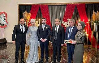 Korkmaz ailesinin mutlu günü