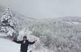 Köy beyaz örtüyle kaplandı, kartpostallık görüntüler...