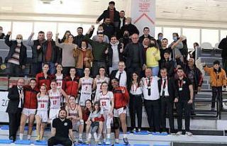 Kritik maçın galibi Turgutlu Belediyespor oldu