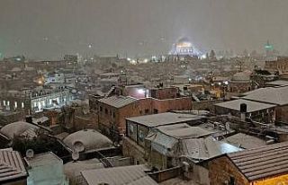 Kudüs kara büründü