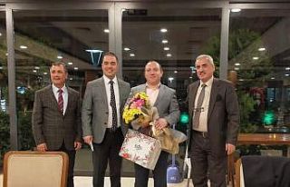 Kültür ataşesi olan Yıldız’a veda yemeği