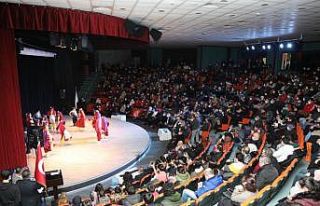 Kursiyerler öğrendiklerini sahneledi