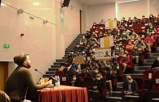 Kütahya’da okur ile yazar buluşması