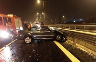 Kuzey Marmara Otoyolu’nda işletmeye ait kar küreme...