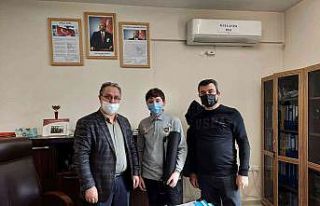 Lisedeki satranç turnuvası kıran kırana mücadeleye...