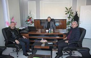 Malazgirt Kaymakamı Demirer, esnafı ziyaret etti