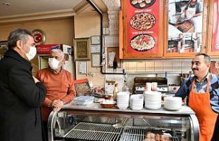 Mamak Belediye Başkanı Köse esnafla istişarelerini...