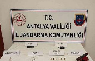 Manavgat’ta uyuşturucu operasyonu