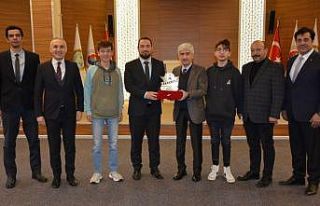 Manisa Ticaret Borsası TEKNOFEST 2021 birincilerini...