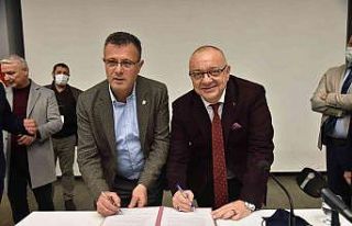 MASKİ’nin kazdığı yerlerin kilit parke taşları...