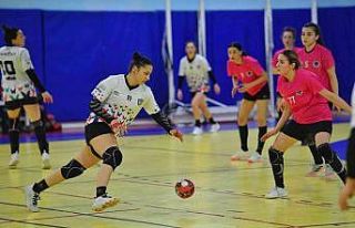 Mavi Kelebekler ikinci yarıya hazır