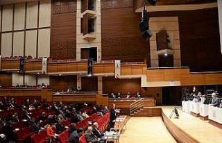 Meclisin gündemi, Grand Plaza ve yarışma parası...