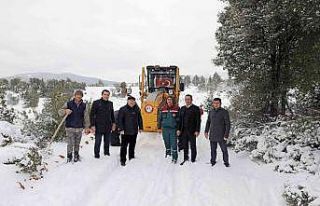 Menteşe’de kar mesaisi devam ediyor