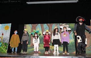 Merkezefendi Belediyesi’nden karne şenliği