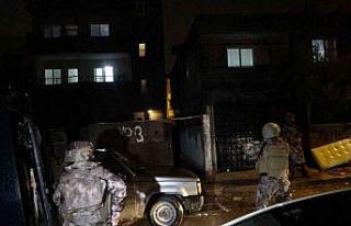 Mersin’de DEAŞ’a ’Pençe-2’ operasyonu: 17...
