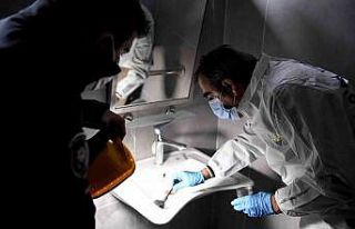 Mersin’de hırsızların yeni hedefi mezarlık tuvaletleri...