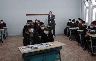 Mesleki eğitim merkezini ziyaret ettiler