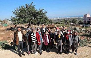 Mezitli Belediyesi, Bozön’de orman dışına çıkarılan...