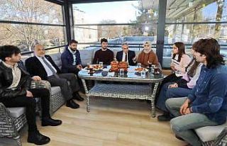 Milletvekili Yavuz GAÜN Genç Ofiste öğrencilerle...