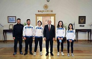 Milli Okçulardan Başkan Gürün’e ziyaret