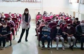 Mudanya’da öğrencilere verem mikrobu anlatıldı