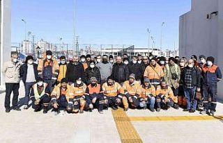 Muratpaşa Belediyesi personeline iletişim eğitimi