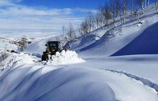 Muş’ta kar kaplanları 11 bin 500 kilometre karla...
