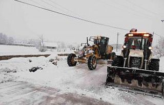 Mut’ta karla mücadele