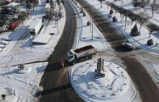 Nevşehir’de kar temizliği aralıksız devam ediyor