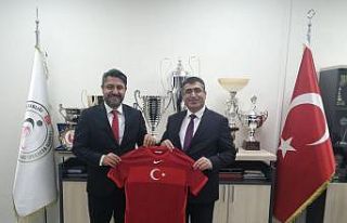 NEVÜ Rektörü Ergezen’i Ziyaret Etti