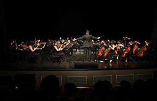 Nilüfer Oda Orkestrası hayran bıraktı