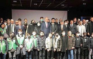 Numan Kurtulmuş’tan Sultanbeylili üniversite öğrencilerine...