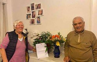 Nürnberg Başkonsolosu Deniz’den Arslan çiftine...