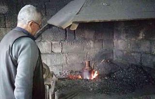 O Giresun’un son bakır ibrik ustası