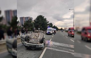 Of’ta trafik kazası 2 yaralı