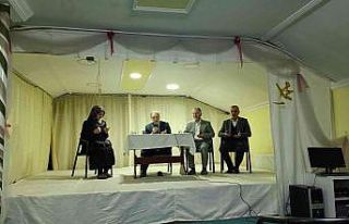 Öğrenci ve velilere motivasyon konferansı