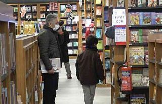 Öğrencilerin karne hediyesi kitapla sınırlı değil