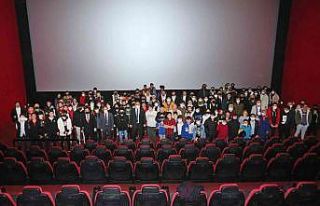 Öğrencilerle “Eren” filmini izleyen Sandıkçı’dan...