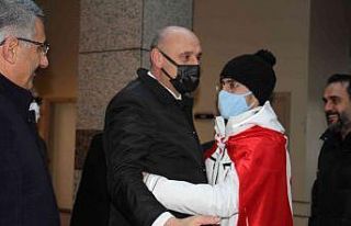 Olimpiyatlarda mücadele edecek Furkan Akar alkışlarla...