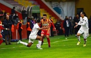 Onur Bulut 5. asisti yaptı