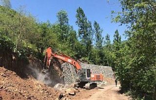 Ordu’da yollara kale gibi duvar