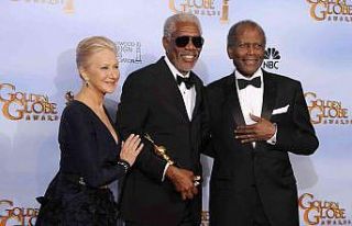 Oscar kazanan ilk siyahi aktör Sidney Poitier 94...